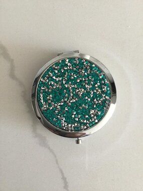 Double Sided Pocket Makeup Mirror in Silver Shell w/Green & Silver Rhinestones
